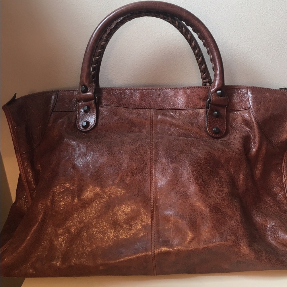Balenciaga Distressed Brown Leather Shoulder Bag - Picture 2 of 8